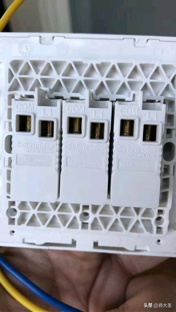 开关插座对比测评什么值得买,最具性价比开关插座测评