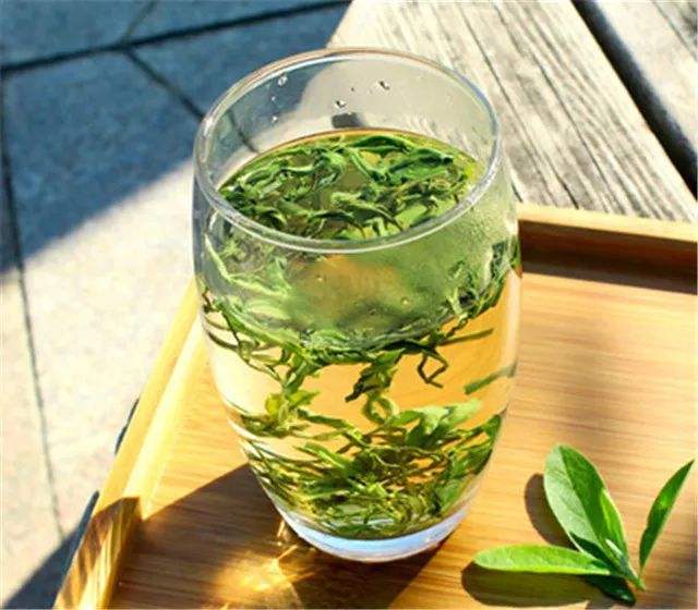 一吃火锅就上火是怎么回事,吃火锅上火喉咙疼如何快速消除