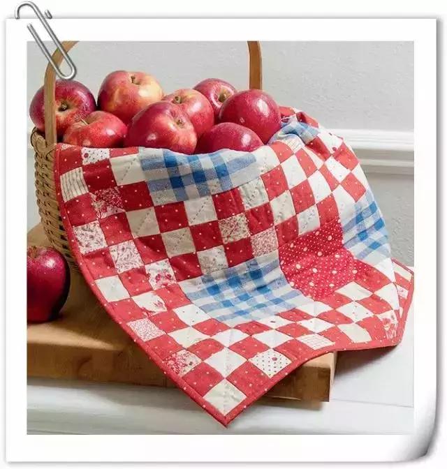 拼布教程——简单的方块拼布抱枕