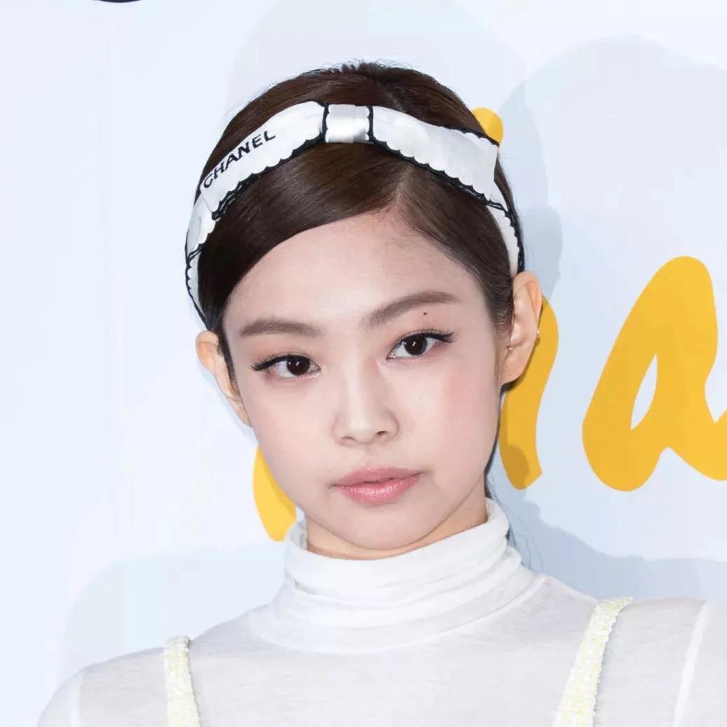 今年流行什么风格的头饰,比较流行百搭的头饰