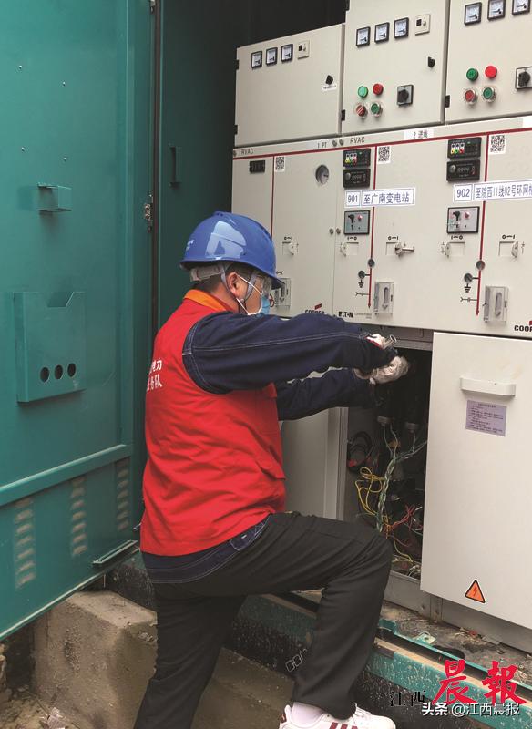 致敬他们的身影,他们的身影让我们难忘