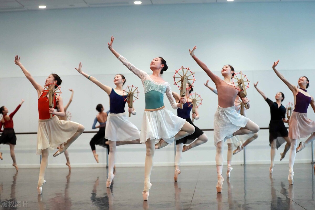 *园春沁**·延安