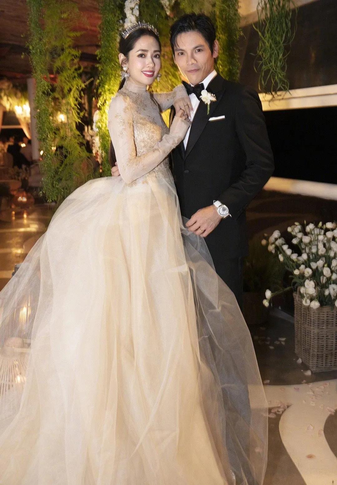 欧阳娜娜同款耳环怎么戴,欧阳娜娜耳环