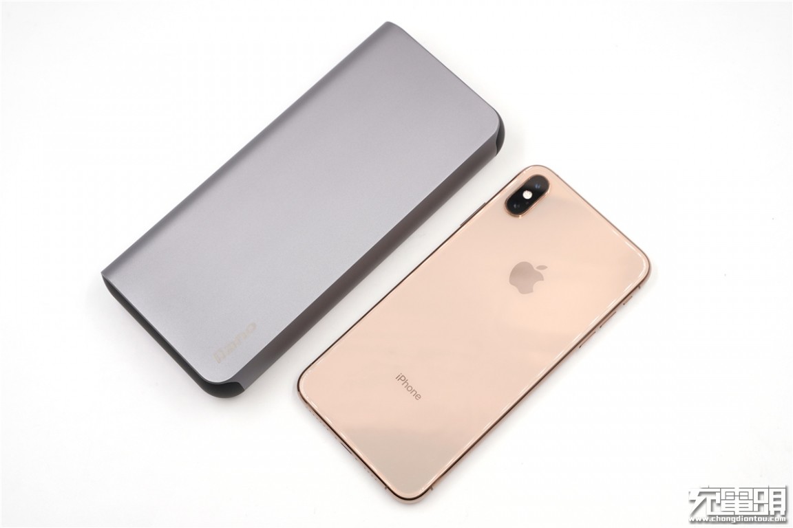 绿巨能充电器快充测评,绿巨能22.5瓦充电器