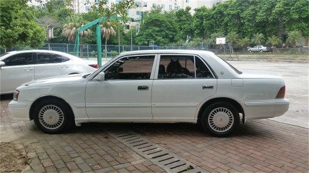 97年丰田皇冠155,97年丰田皇冠3.0多少钱