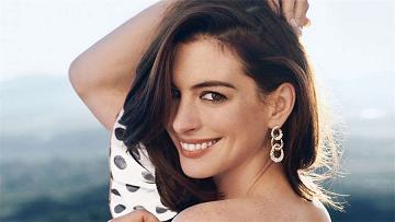 安妮海瑟薇脸垮面部老化严重,安妮海瑟薇自卑与自信