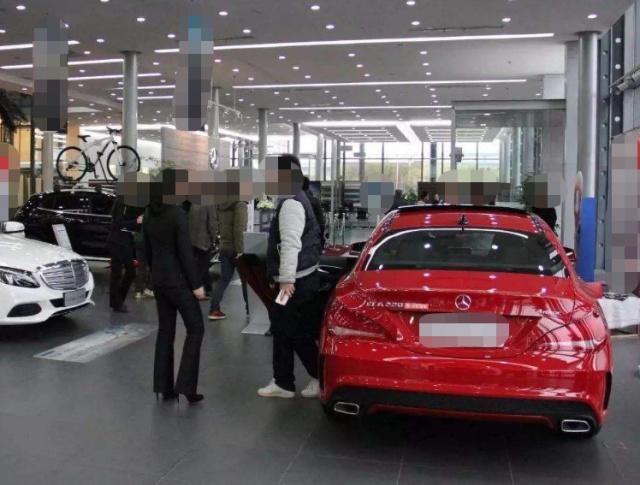 2022帕萨特10万首付分期付款明细,10万买车分期和全款差多少钱