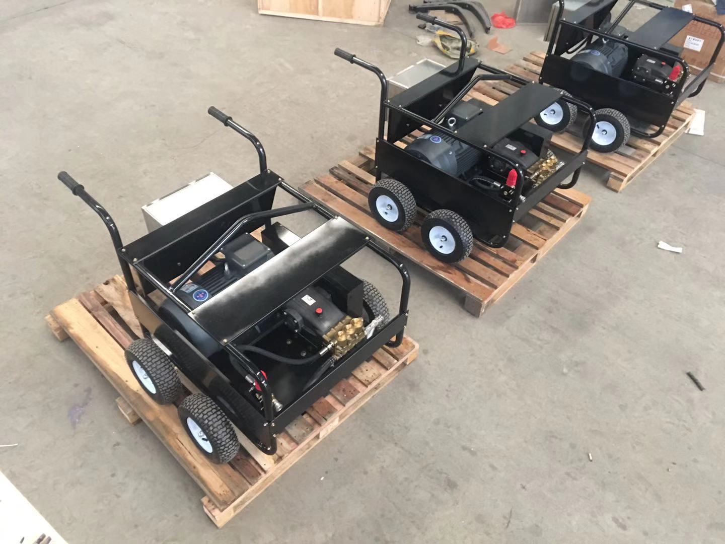 100度的蒸汽机能清洗油烟机吗,高压蒸汽机清洗油烟机