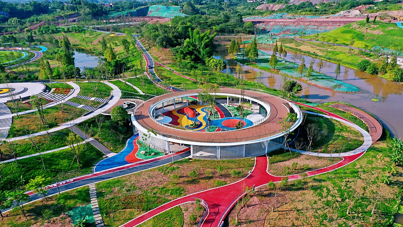 泸州新建的足球场有哪些,泸州大型公园