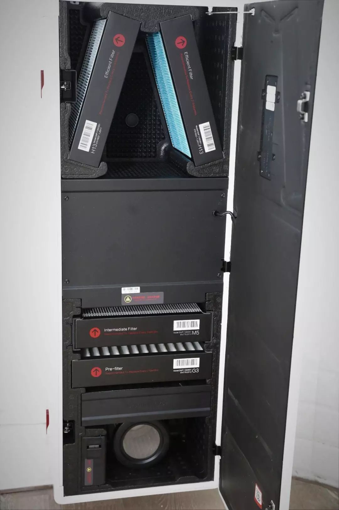 家用壁挂式新风机安装示意图,壁挂式新风机工作原理安装示意图