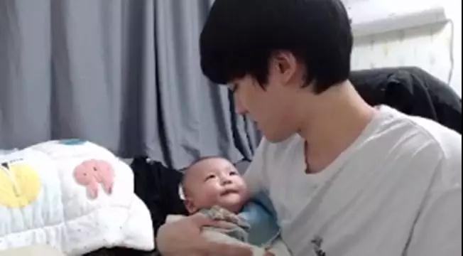 英雄联盟：厂长，安掌门领衔！迎面走来的是撸圈好男人代表队！