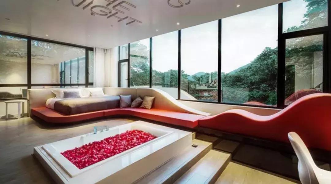 净利是同类酒店三倍!“情趣酒店”消费升级了吗?