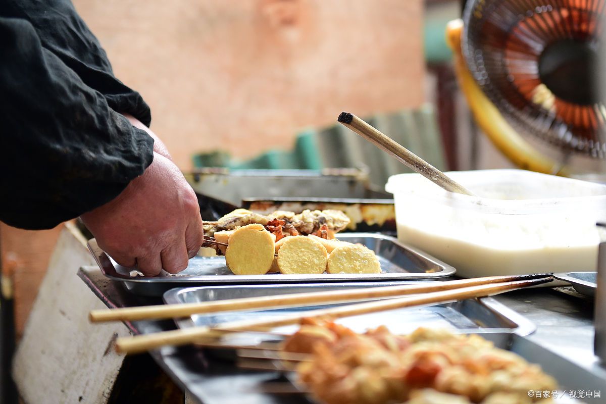 摆地摊做炸串生意不好怎么办,地摊炸串还能赚钱吗