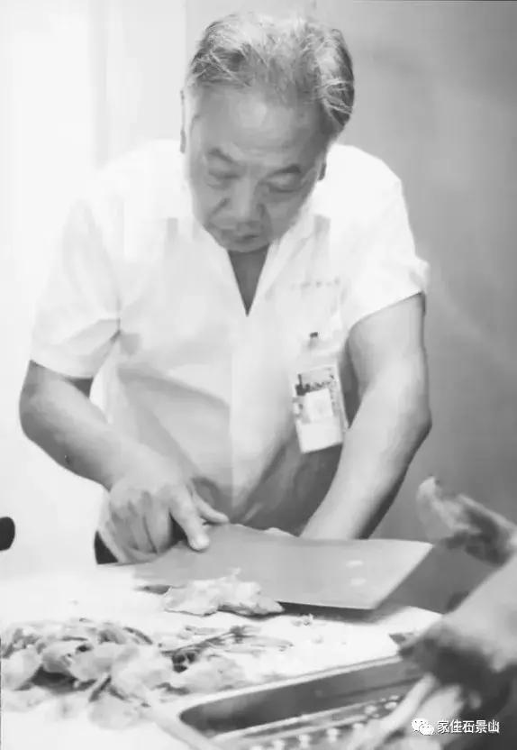 老字号“插旗”石景山！不到20元能吃饱？！还抬手就送60瓶啤酒！