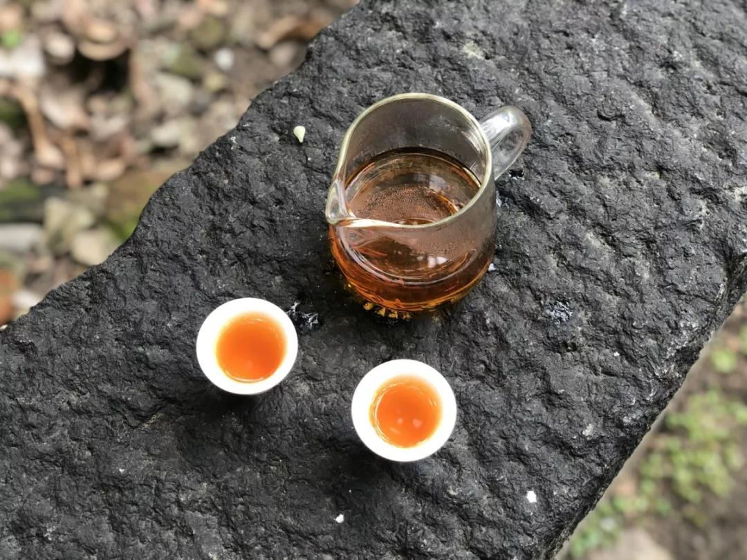 胸闷恶心喝什么茶,空腹喝茶胸闷气短恶心