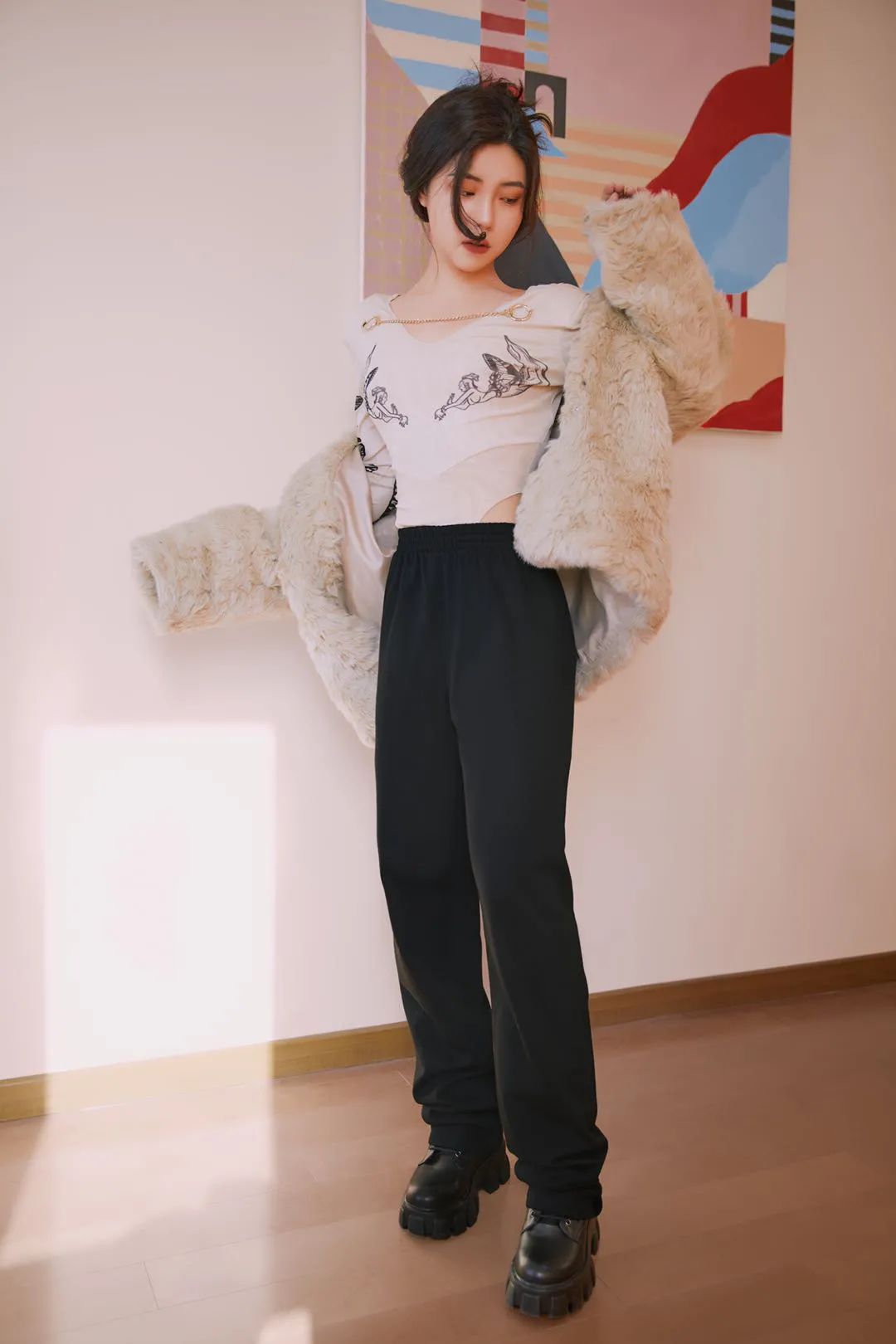 梨形身材胯大腿粗适合的裤子,梨形身材高腰裤子推荐秋冬季