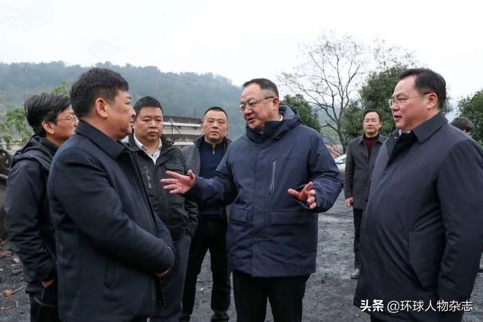 警钟长鸣案件最新结果,反腐警钟2人被调查1人被判刑