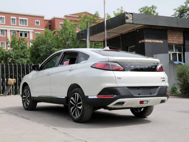 宝马x6的最大卖点,宝马x6为啥卖不过x5