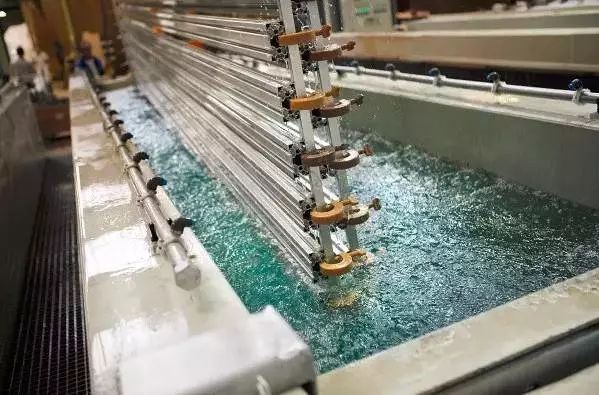 轮毂怎么样才有必要修复,轮毂里面怎么除锈