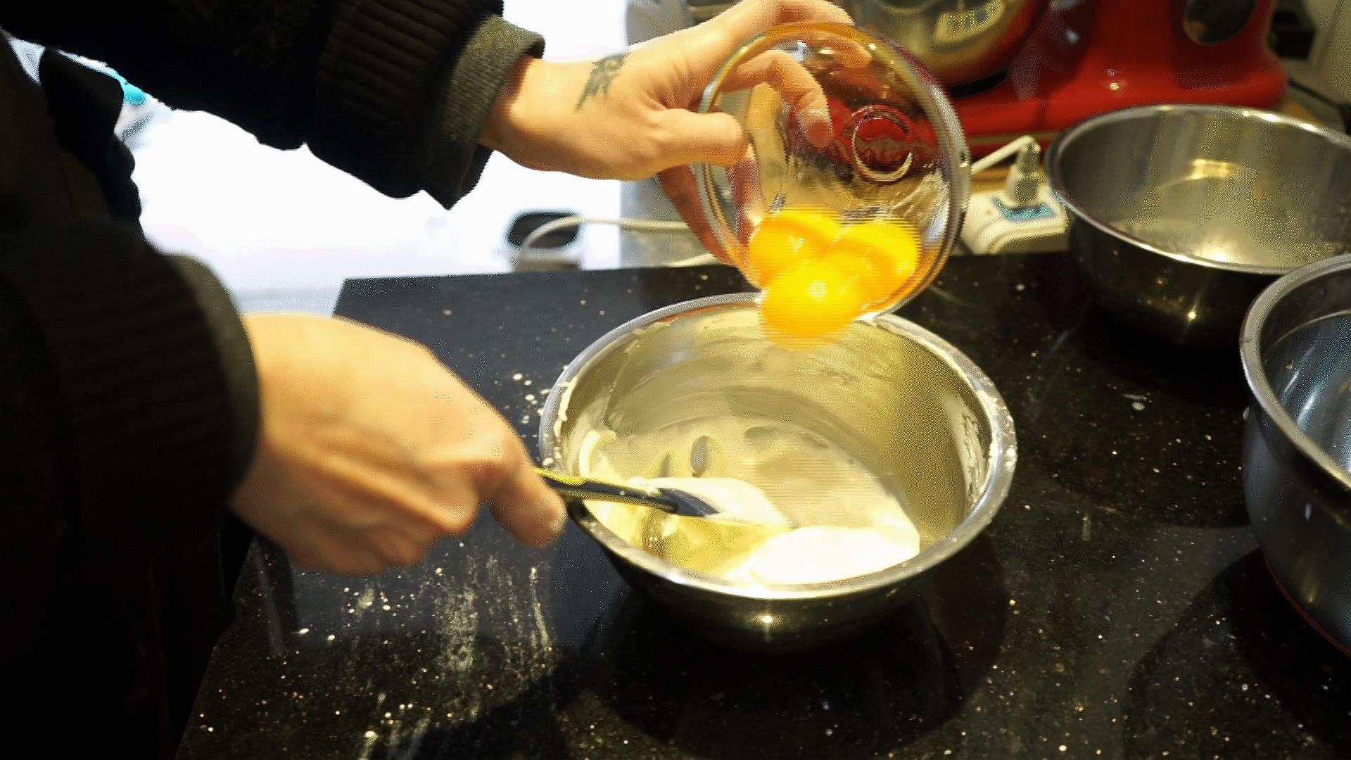 轻乳酪芝士蛋糕不开裂秘方,不回缩不塌陷轻芝士蛋糕