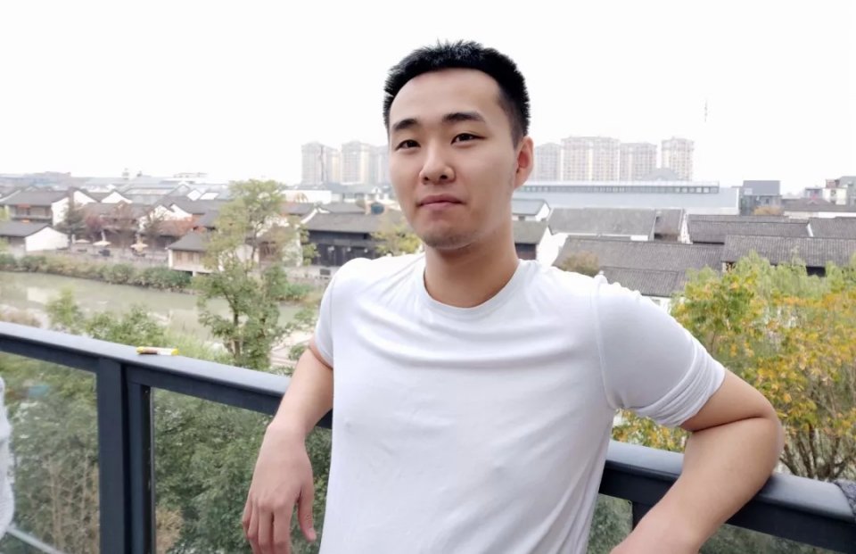 灏忕背cc9pro瀵规瘮灏忕背10pro,灏忕背cc9pro鎷嶇収璇勬祴瑙嗛