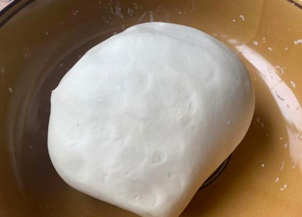 饺子皮用硬面还是软面,饺子皮用大的还是小的好