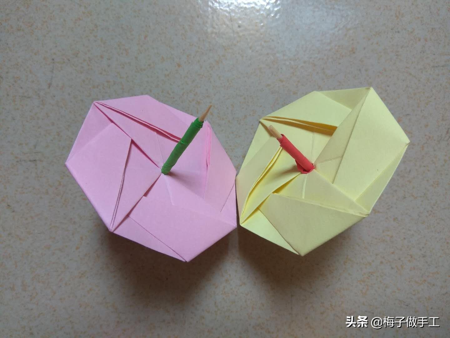 折纸手工陀螺简单一张纸,折纸陀螺一张纸做法最简单