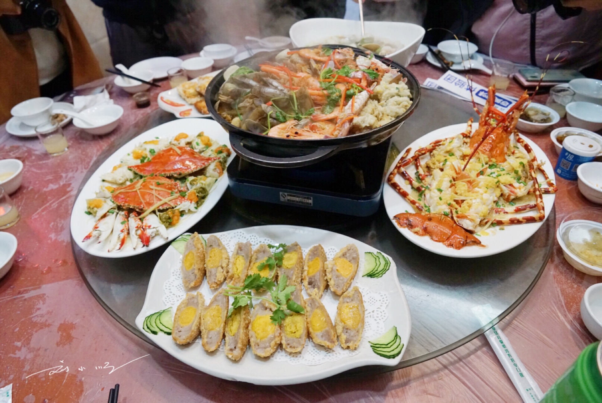 是厦门好玩还是三亚好玩,厦门吃海鲜排行榜前十名