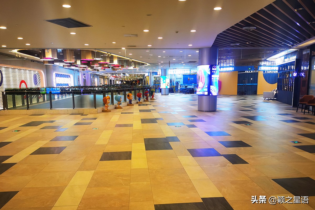 宁波东部新城银泰城人气,宁波东部新城宏泰广场