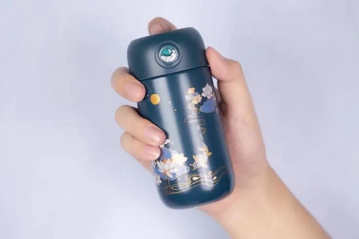 保温杯摇一摇变暖手宝,可以当暖手宝的保温杯