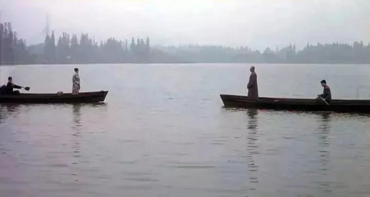 李叔同剃发成为弘一法师,弘一法师李叔同谈丰子恺