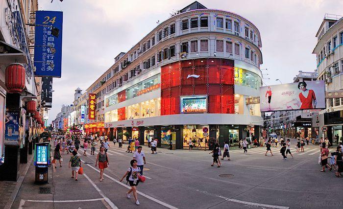 来中山路,别再吃轰炸鱿鱼月亮虾饼了!厦门最地道的小吃藏这里!