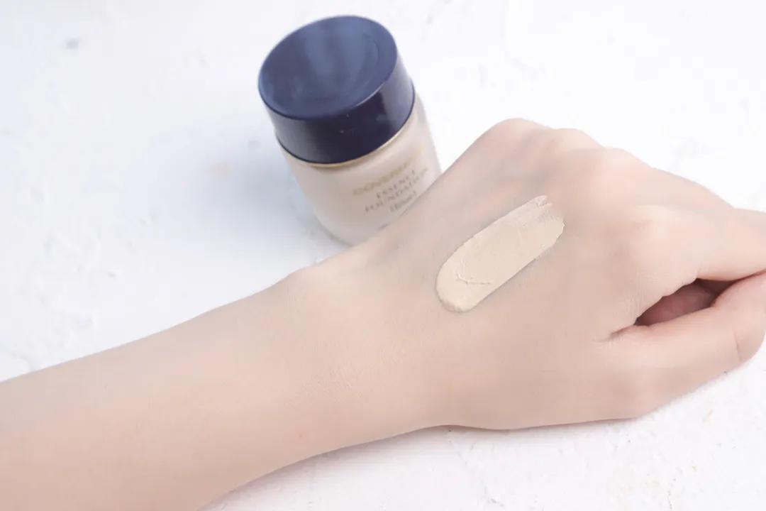 新手化妆粉底液平价推荐,新手如何选适合自己的粉底液