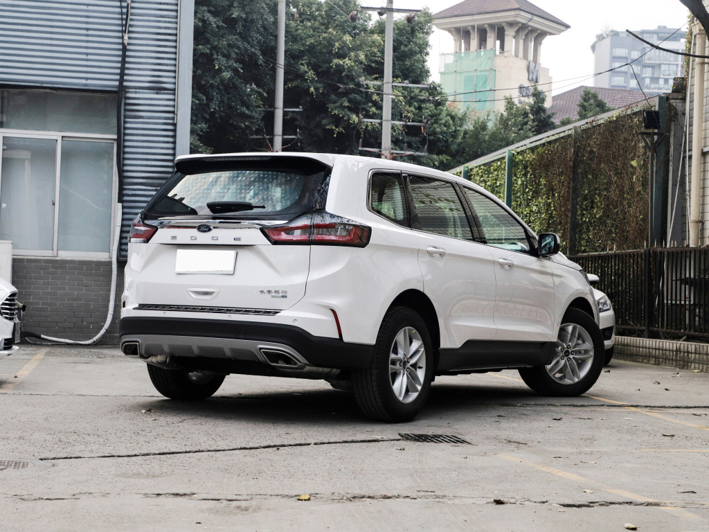 沃尔沃xc60和福特锐界plus哪个好,福特锐界plus2021和昂科威plus