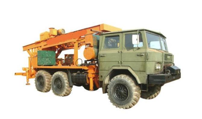 车载潜孔钻机,履带式钻机钻进方式