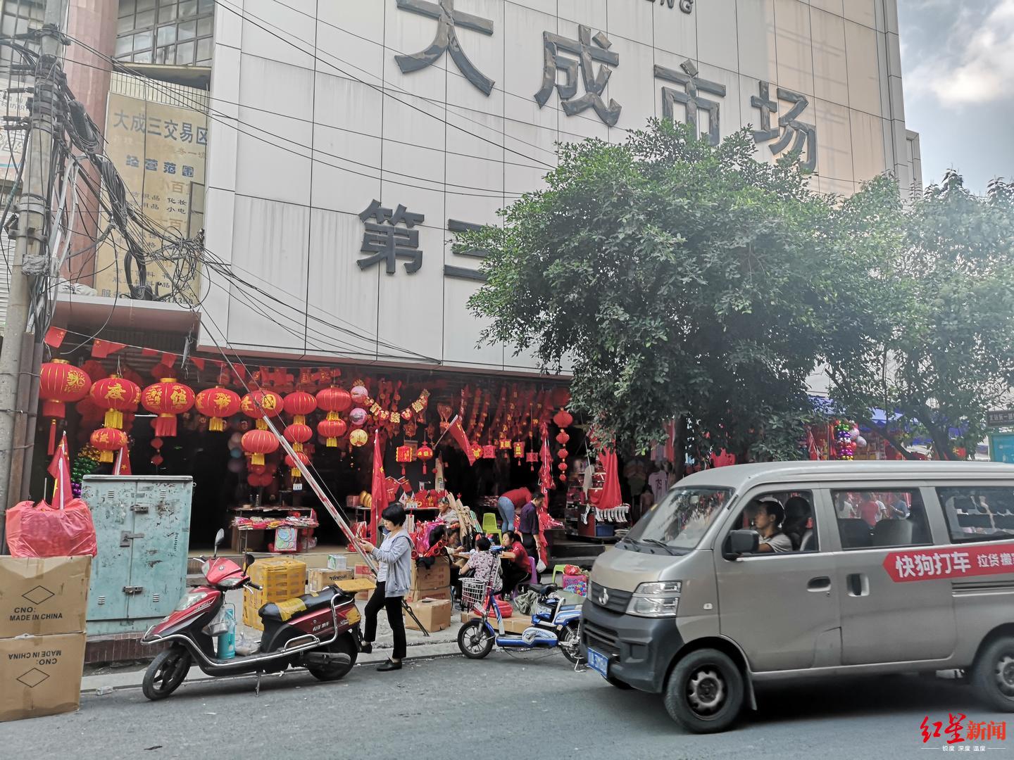 一家店一天卖几百块钱有必要开吗,一个店一天卖十几吨小龙虾