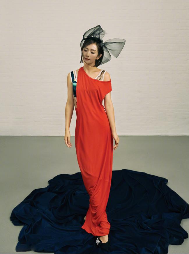 蝴蝶结发饰怎么戴两侧才好看,蝴蝶结发饰怎么戴在头上才好看