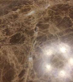 家里大理石地面破了一点怎么修补,家里大理石地板怎么清理