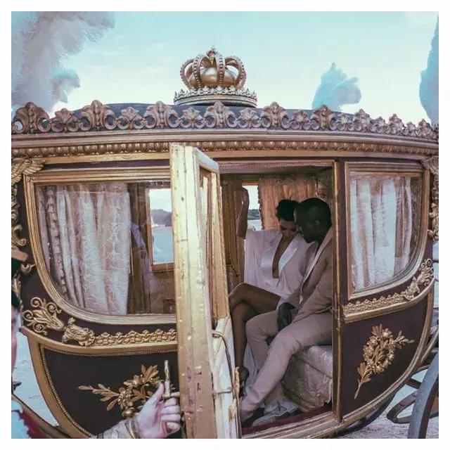 才华横溢的女人是什么样子,真正聪明有才华的女人