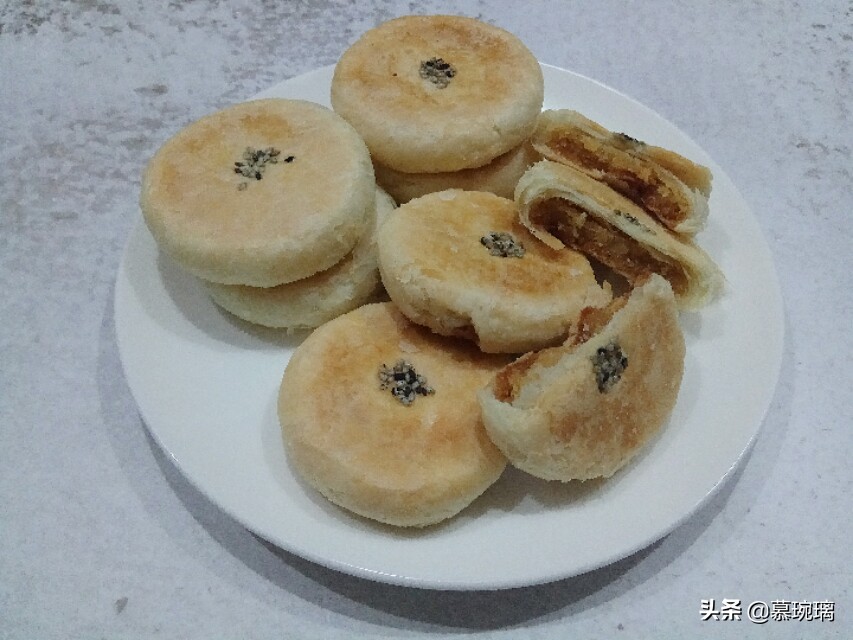 绿豆酥饼的家庭做法,绿豆饼松软醇香的做法