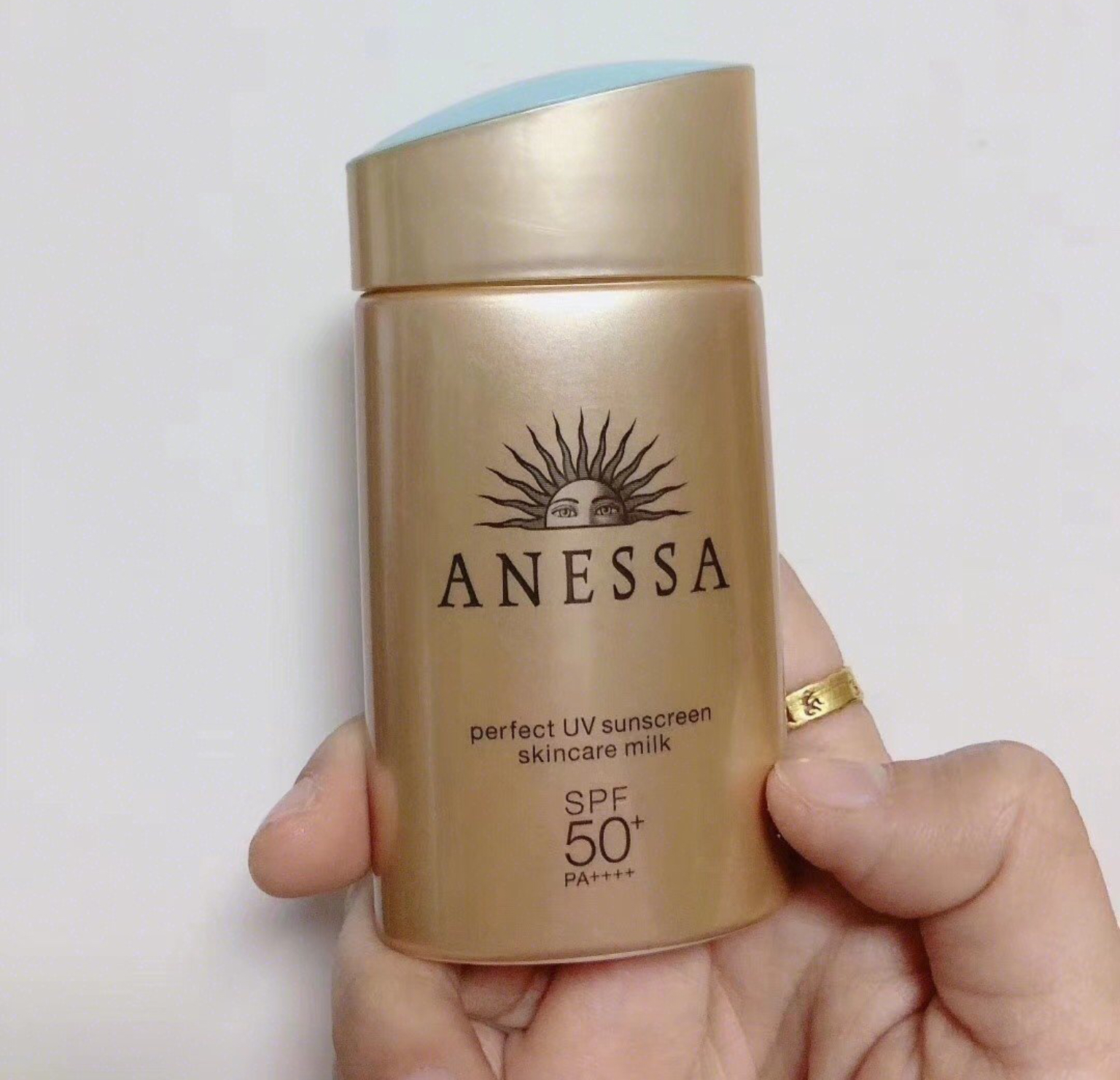 mistine防晒霜哪个效果最好,防晒霜推荐mistine2023泰版