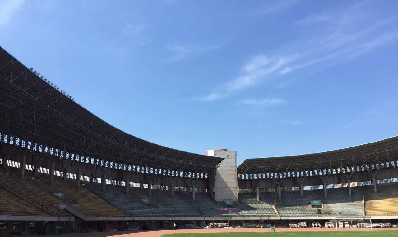 这支球队曾是中国足球的扛把子，却流浪漂泊数年无定所