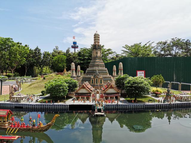 同样是主题乐园，为什么一定要去乐高？