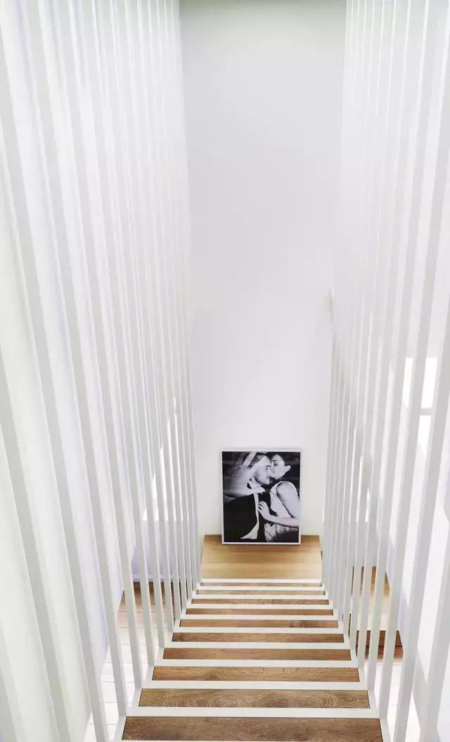 多款挑空客厅设计，每款都显高大上，真的让人羡慕