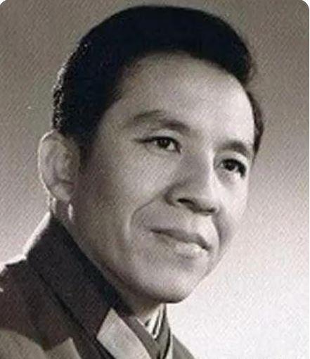 德艺双馨的老艺术家杨洪基,著名歌唱家杨洪基个人简介