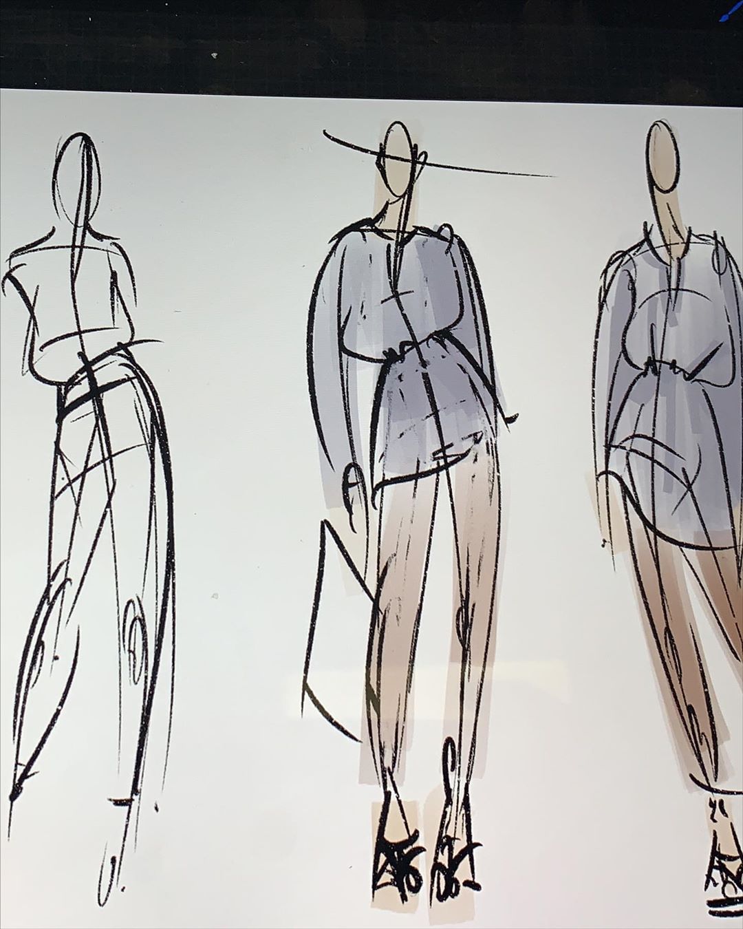 莱后的衣橱：这是度假必穿的品牌，CEO没好好演戏回家继承财产了