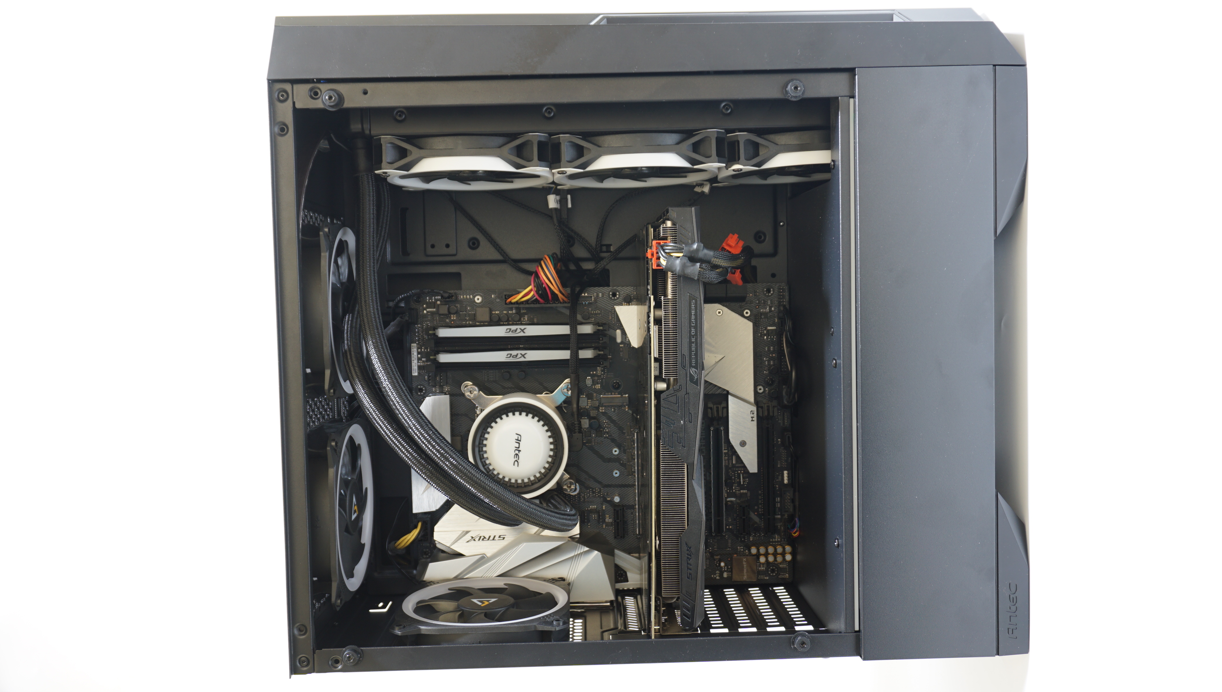 色彩与色彩的碰撞,色与彩