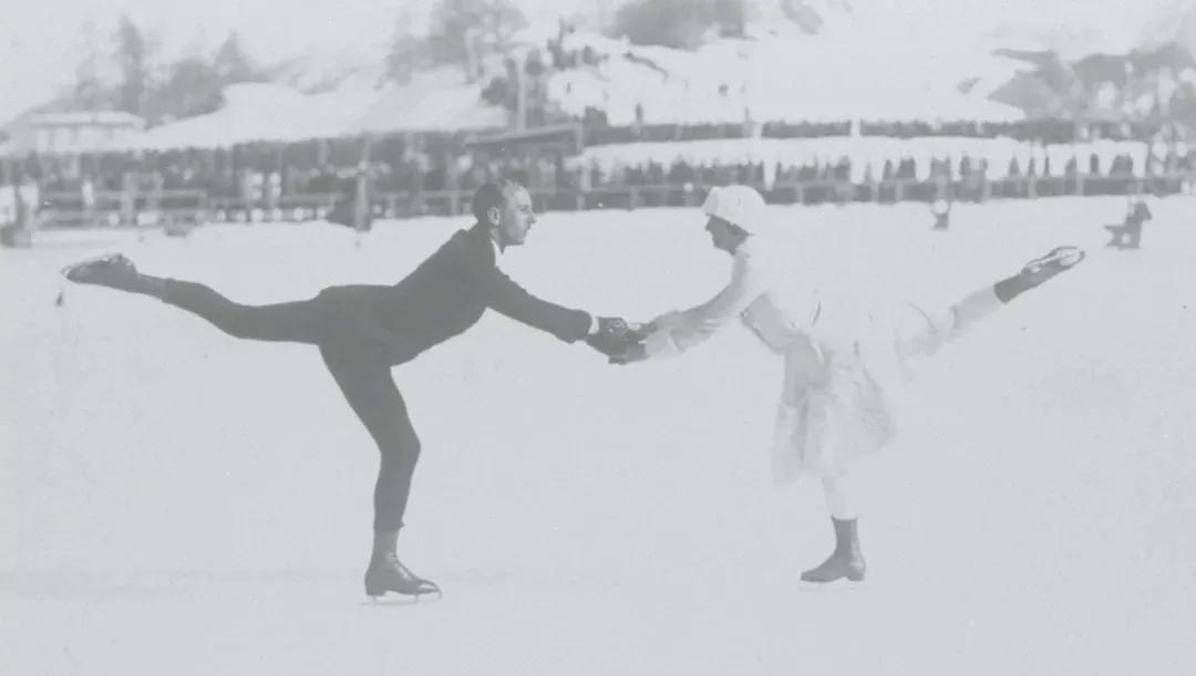 哪一年中国冬奥会会徽亮相,历届冬奥会冬残奥会会徽