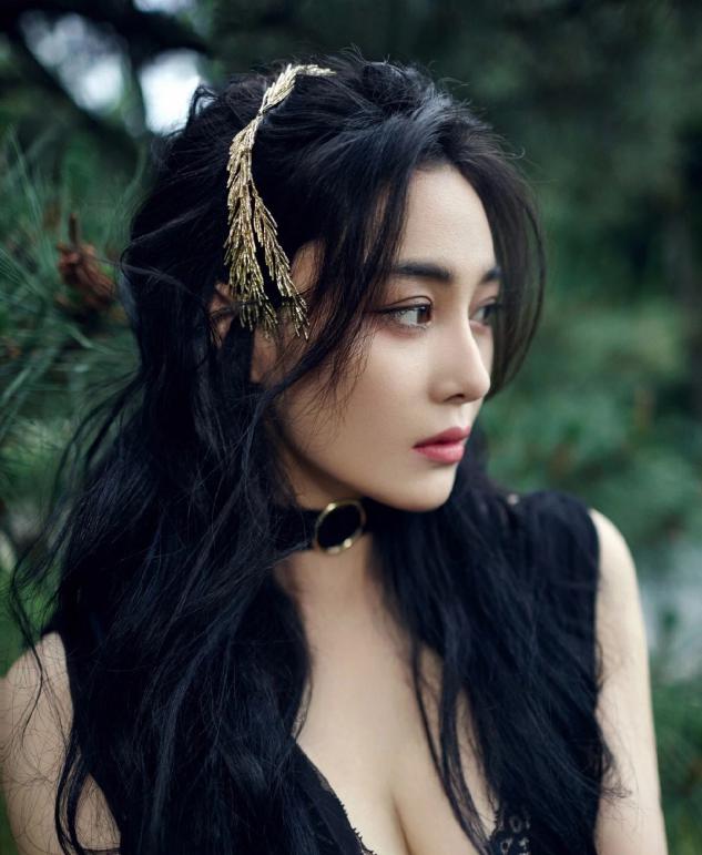 适合40岁烫发减龄又女人味,女人到了中年尽量避开这4种发型