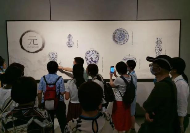 景德镇传统体验陶艺的地方,瓷都陶艺街集市